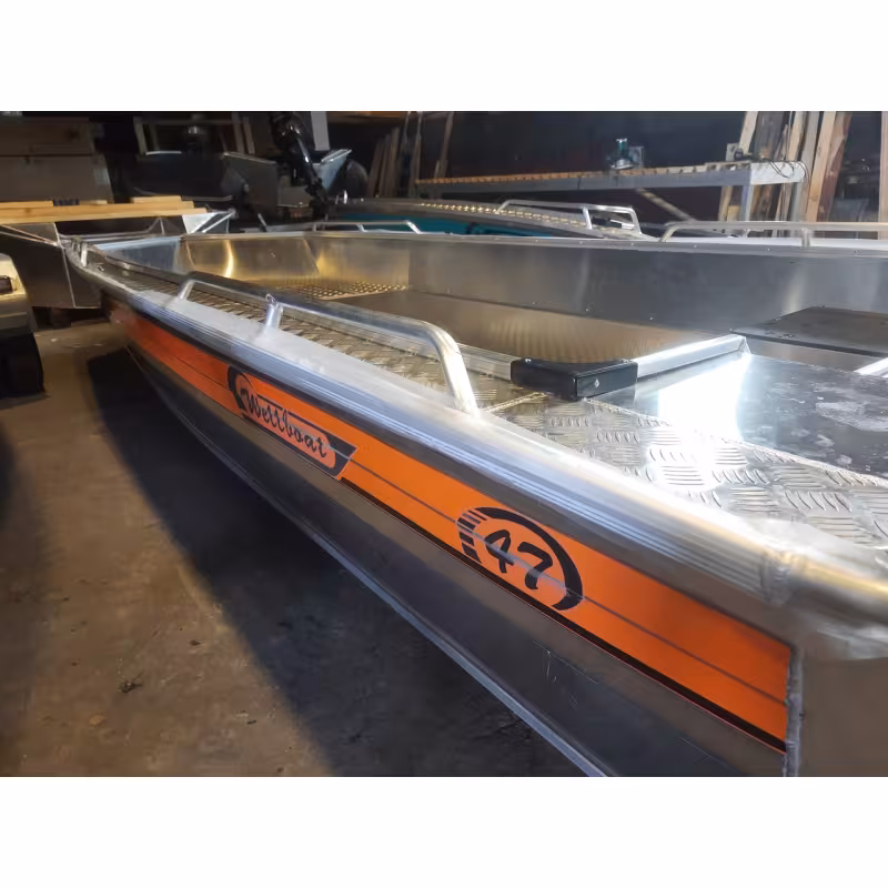 Лодка алюминиевая WellBoat 47
