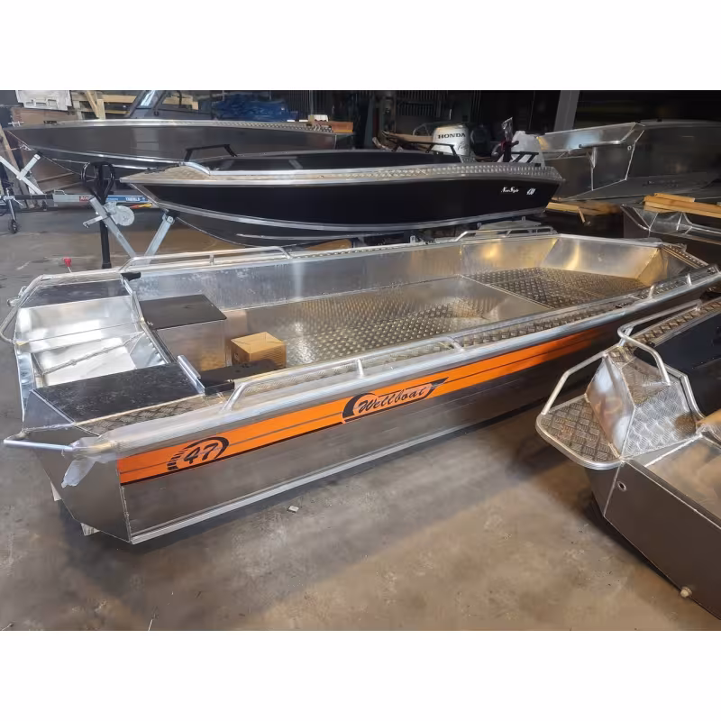 Лодка алюминиевая WellBoat 47