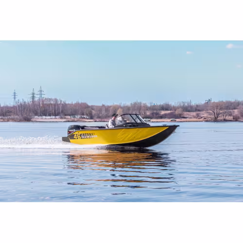 Лодка алюминиевая VBoats 46 Fish, белый/зеленый