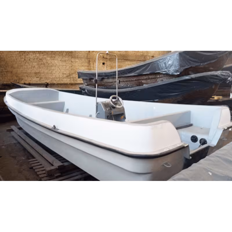 Лодка пластиковая Онегокомпозит СЛК-780 с дистанционным управлением