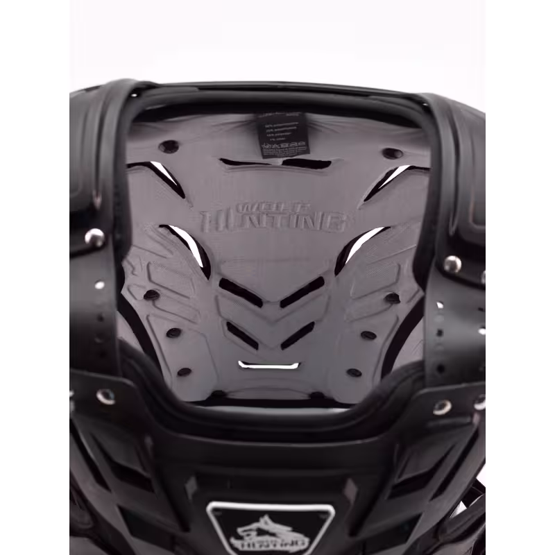 Черепаха защитная Wolf AR09, черный, размер М