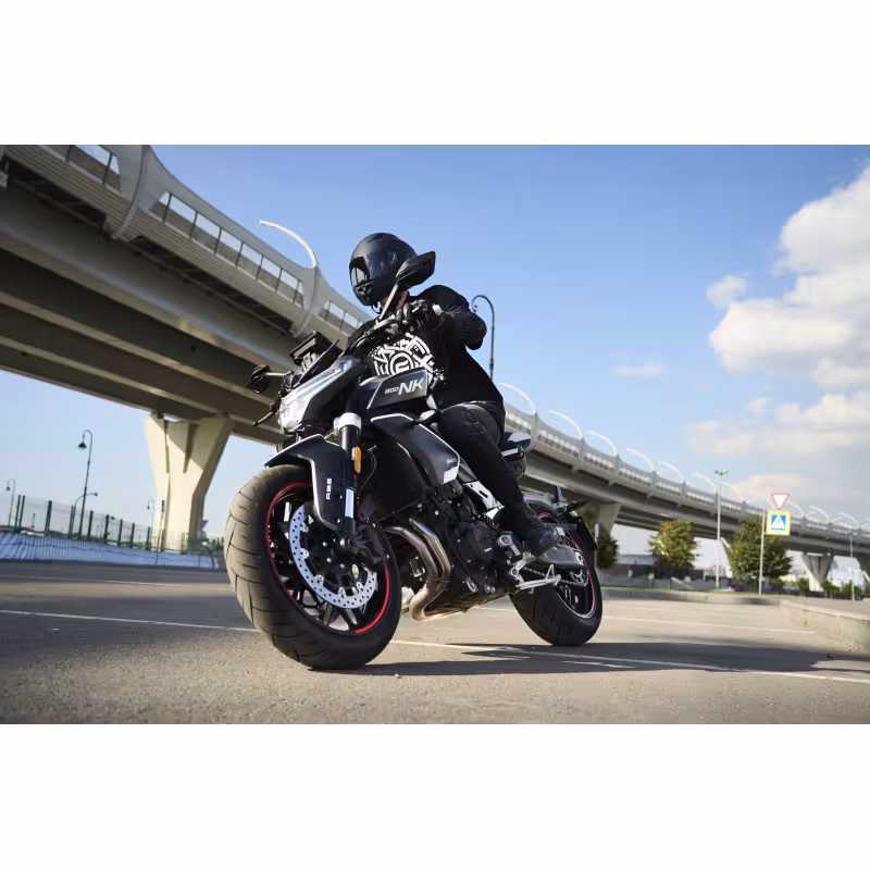 Мотоцикл дорожный CFMOTO 800NK Advanced, белый