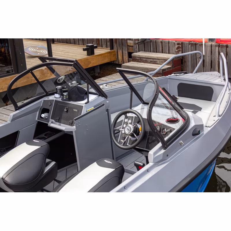 Лодка алюминиевая Vboats Yava XL Bowrider, белый с наклейкой