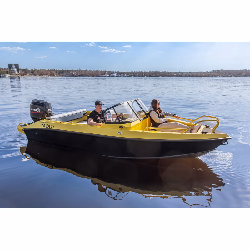 Лодка алюминиевая Vboats Yava XL Bowrider, белый с наклейкой