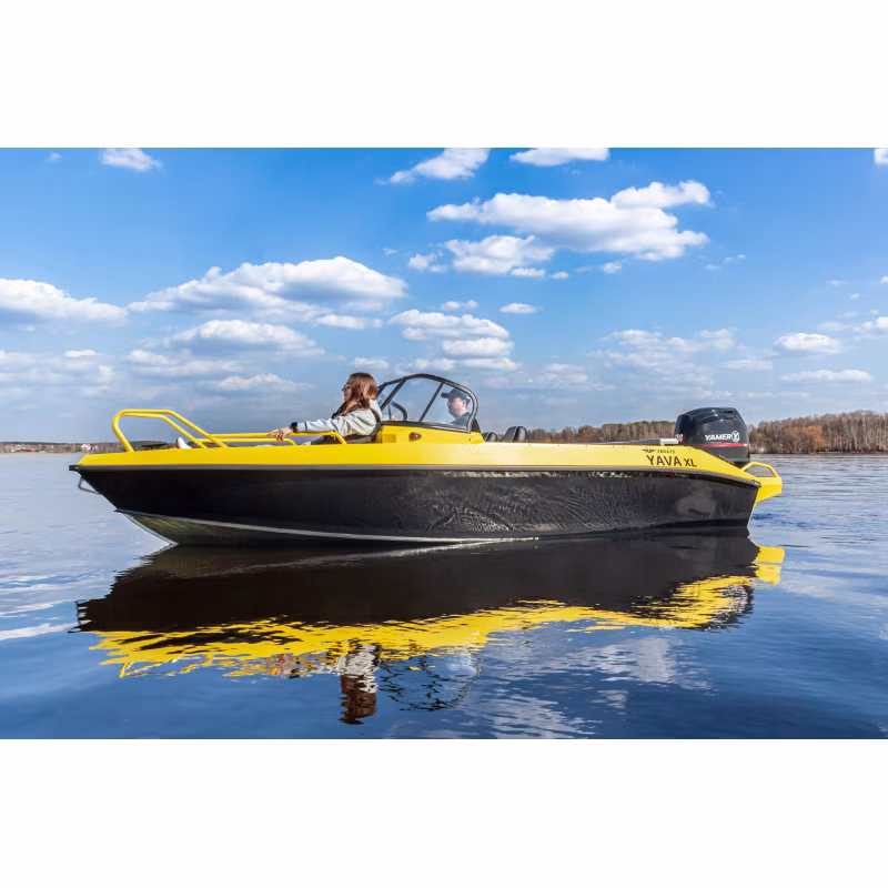 Лодка алюминиевая Vboats Yava XL Bowrider, белый с наклейкой