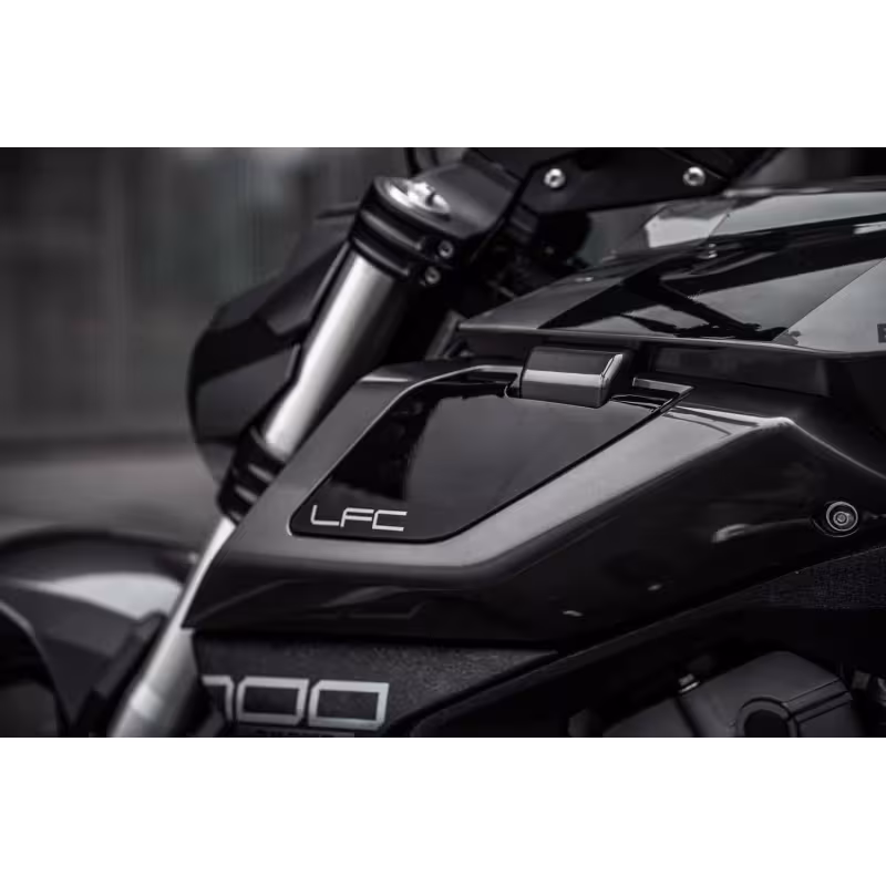 Мотоцикл крузер Benda LFC 700 PRO, красный