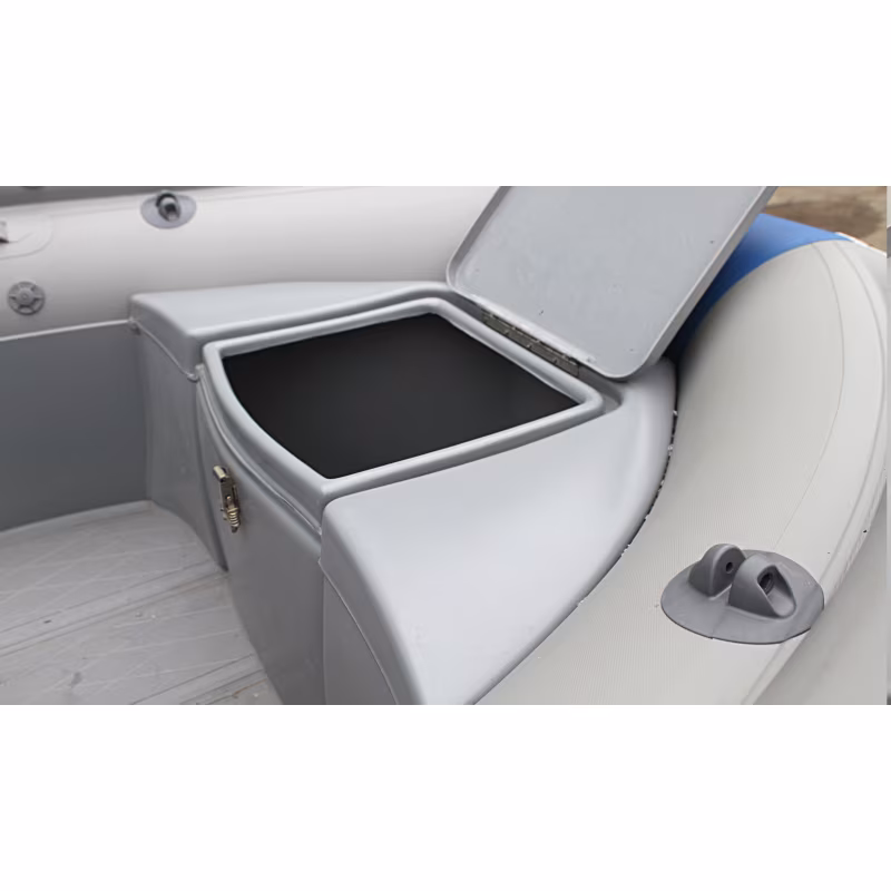 Лодка РИБ с фальшбортом, консолью, рундуком Angler Tornado 430 Skat, серый/оливковый