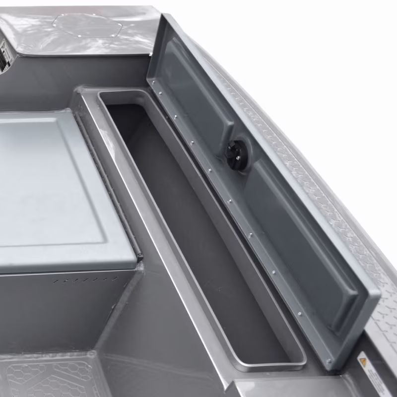 Лодка пластиковая с консолью Navix C43, красный