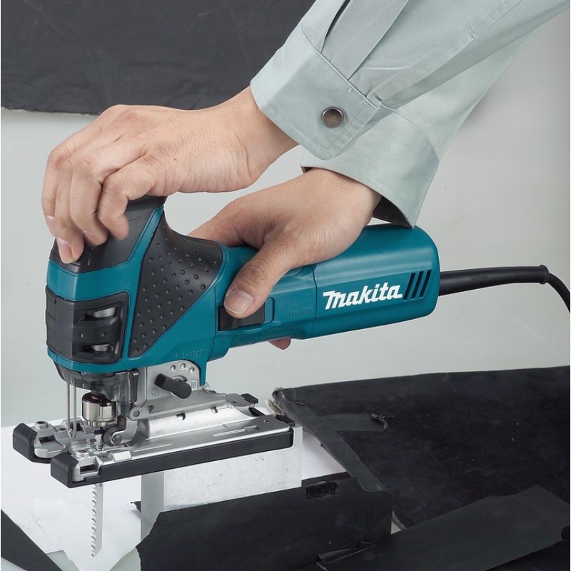 Лобзик сетевой Makita 4351FCT