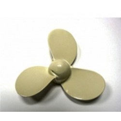 Винт гребной Yamaha 2 (шаг 5; диам 7*1/4; лоп 3; шпонка) AL