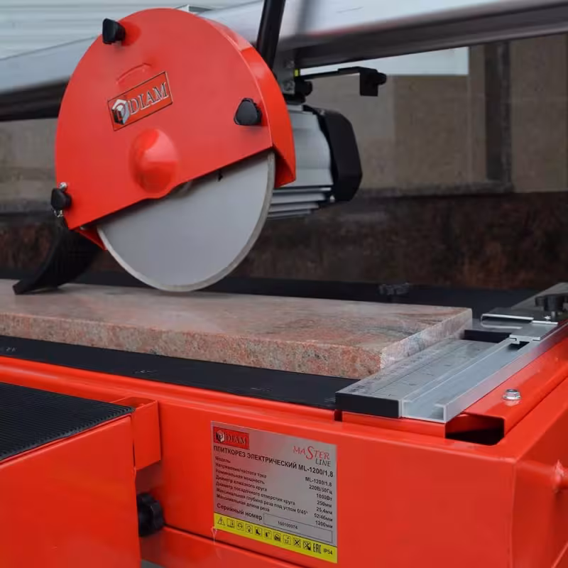 Станок плиткорезный и камнерезный Diam ML-1200/1.8