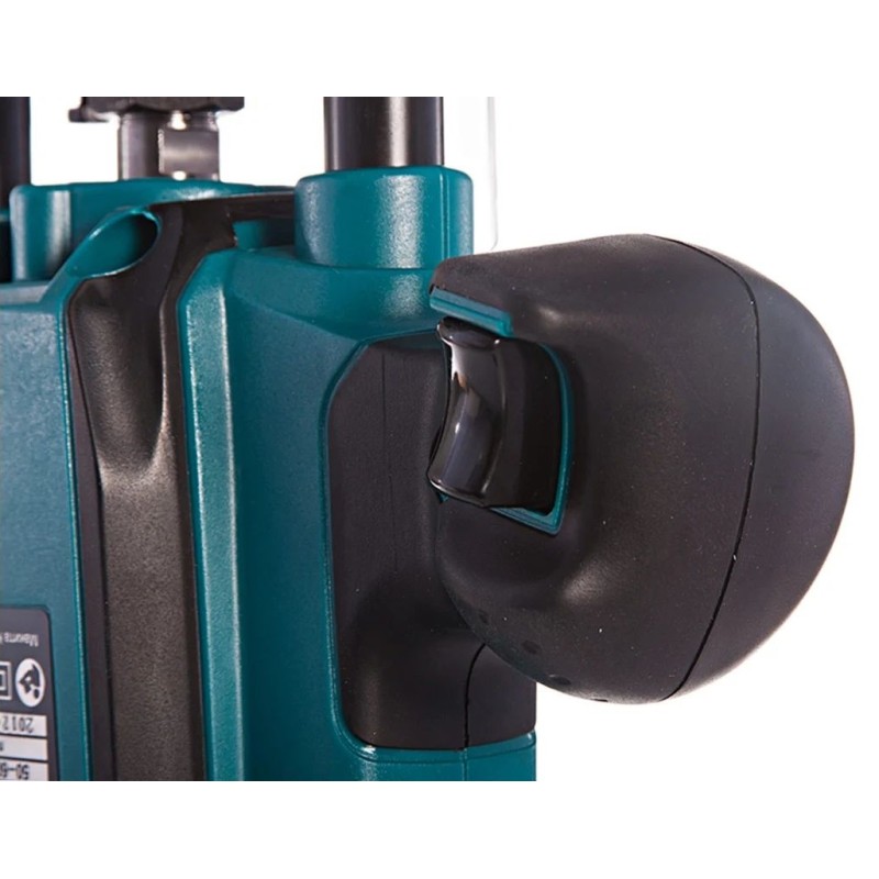 Фрезер погружной сетевой Makita RP0900