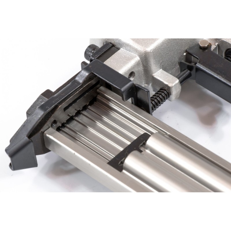 Пневмонейлер Matrix 57405