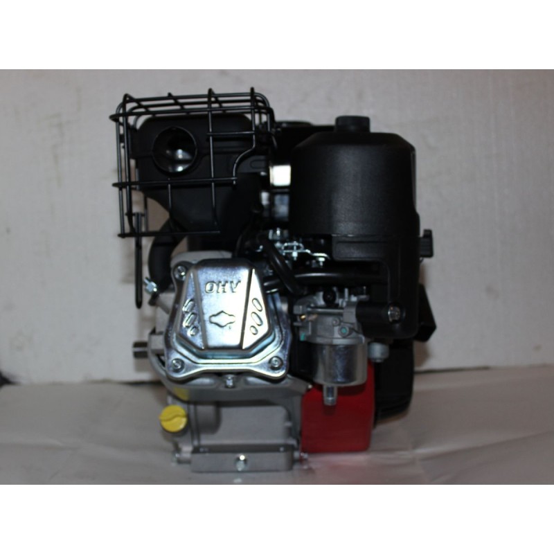 Двигатель бензиновый Briggs & Stratton I/C 6.5 (с КЗД: втулка, шкив, крепеж, ключ свечной)