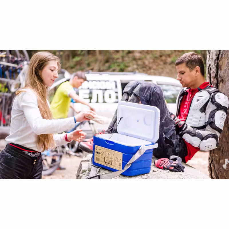 Термоконтейнер Арктика 2000, 80 л, синий/белый