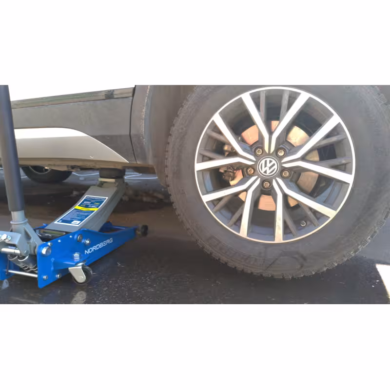 Домкрат подкатной гидравлический Nordberg N32032, 3 т