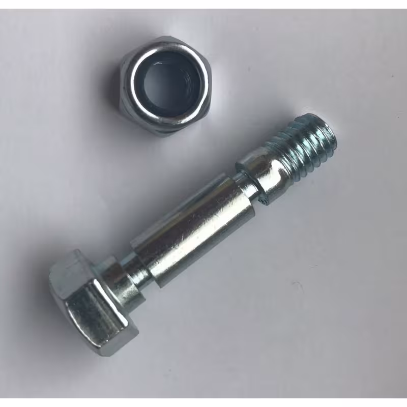 Болт срезной с гайкой Champion для снегоуборщика ST556