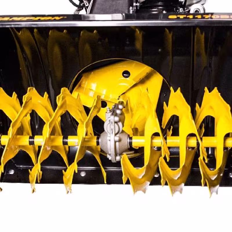 Снегоуборщик бензиновый Champion ST1170BS