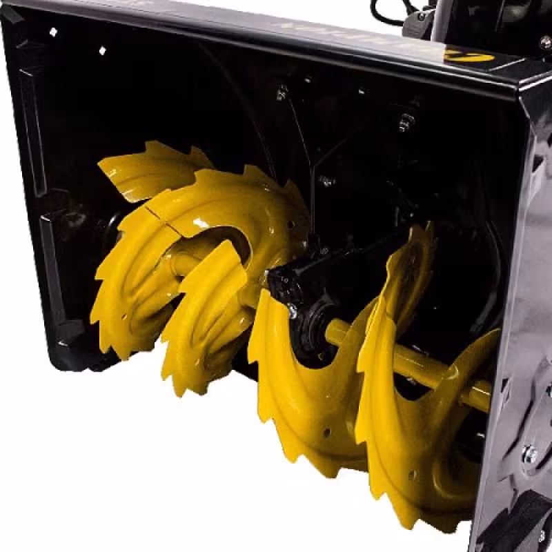 Снегоуборщик бензиновый Champion ST662E