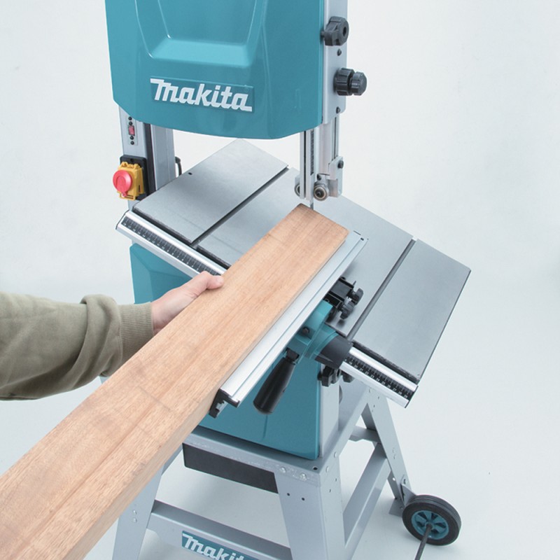 Станок ленточнопильный Makita LB1200F