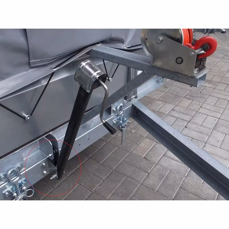 Крепление домкрата на прицеп Трейлер