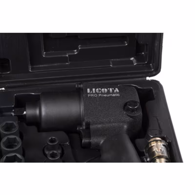 Гайковерт пневматический ударный с набором головок Licota PAW-04006RK2