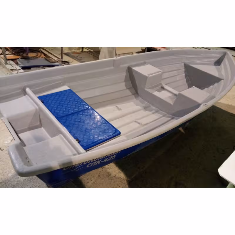 Пластиковая лодка Онегокомпозит СЛК-425