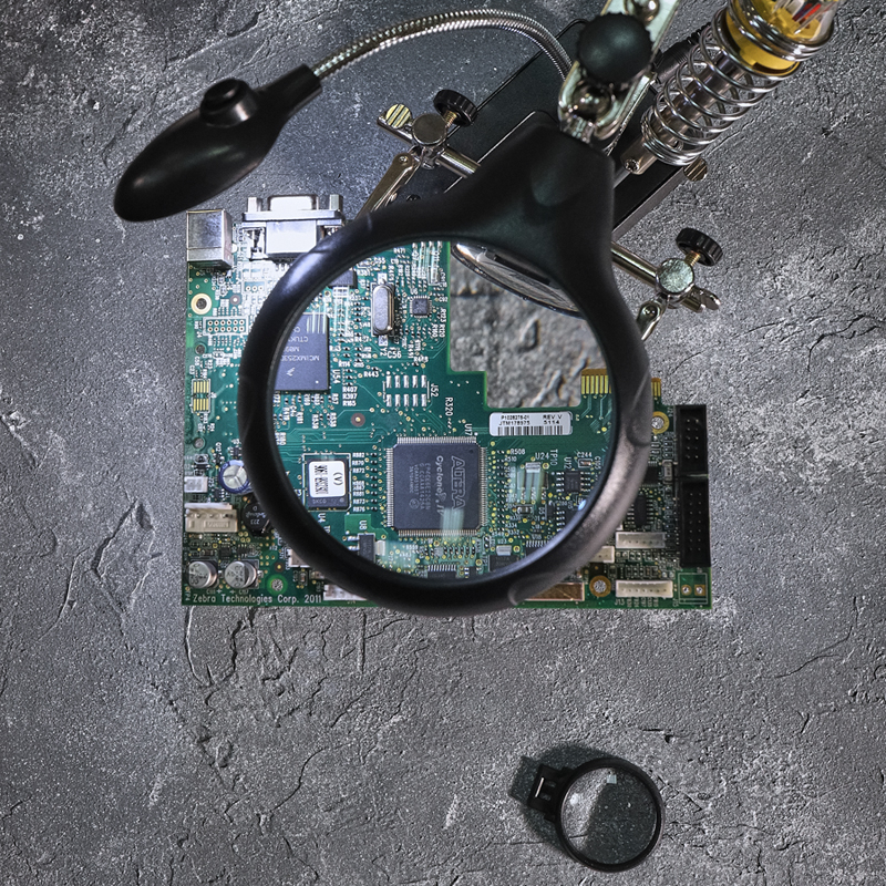 Держатель с лупой "третья рука" Rexant 12-0250, LED подсветка, подставка под паяльник