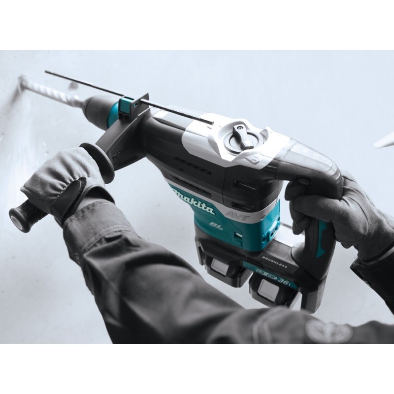 Перфоратор аккумуляторный Makita DHR400ZK 