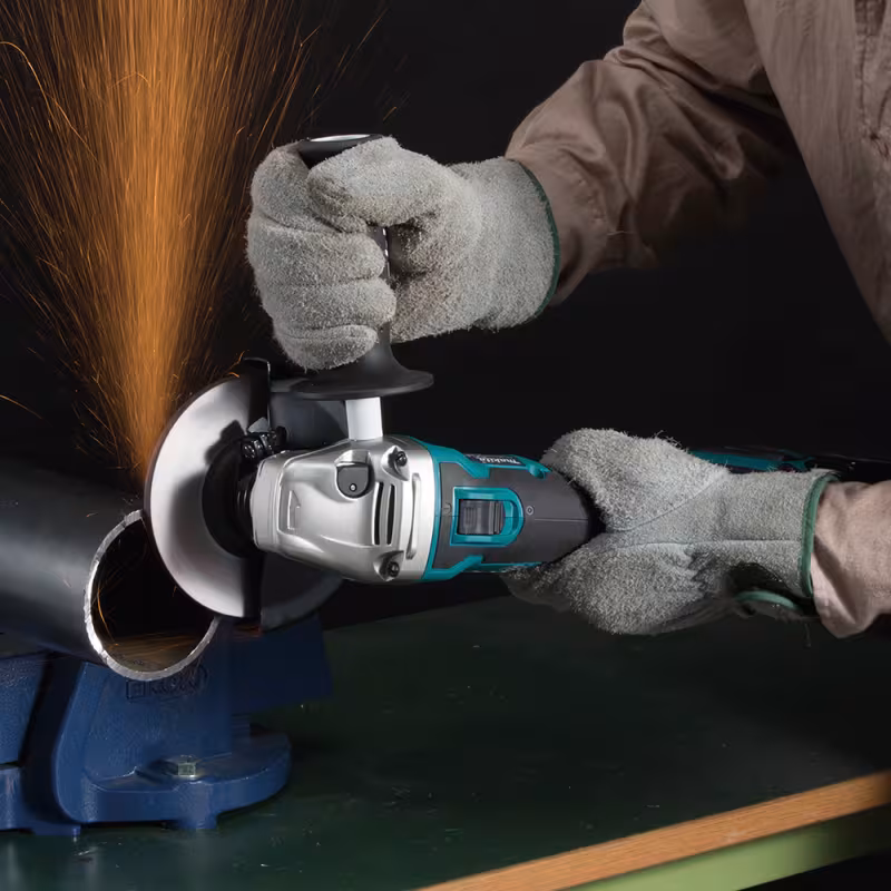 Шлифмашина угловая аккумуляторная Makita DGA506RME