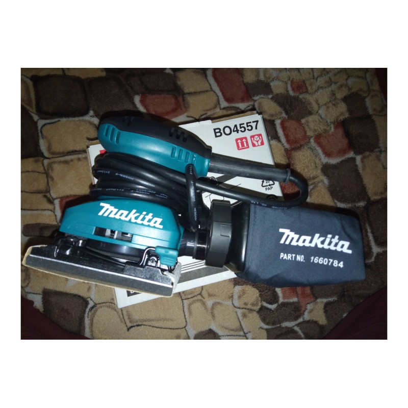 Шлифмашина плоскошлифовальная Makita BO4557