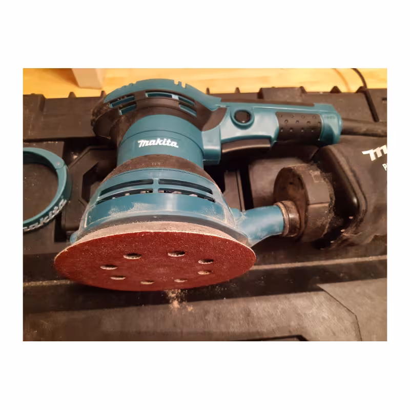 Шлифмашина эксцентриковая Makita BO5041K 
