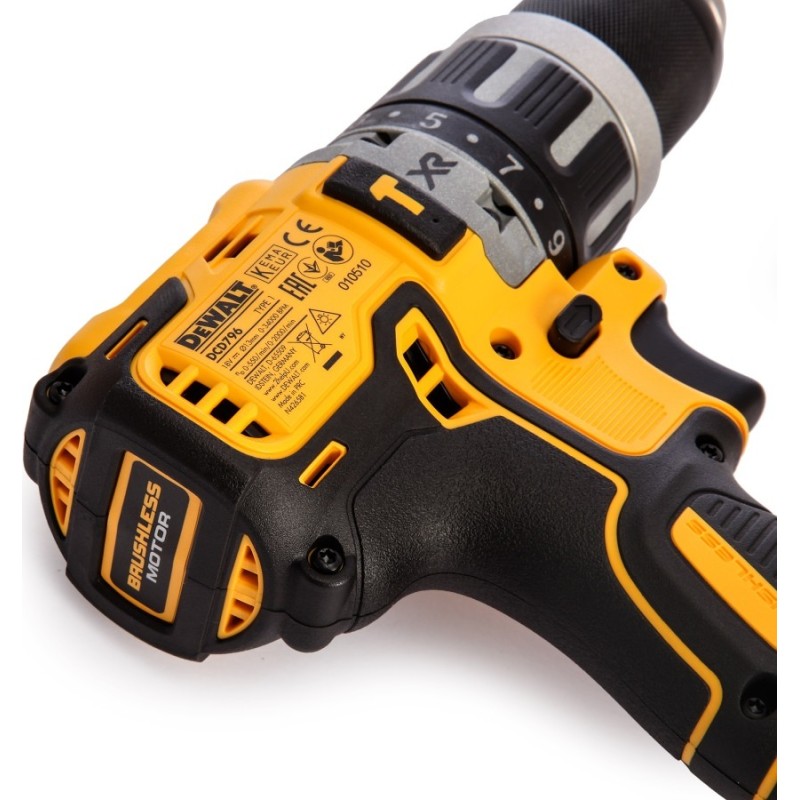 Дрель-шуруповерт ударная аккумуляторная DeWALT DCD796NT