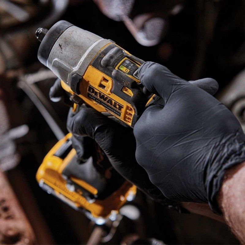 Гайковерт аккумуляторный импульсный DEWALT DCF902D2