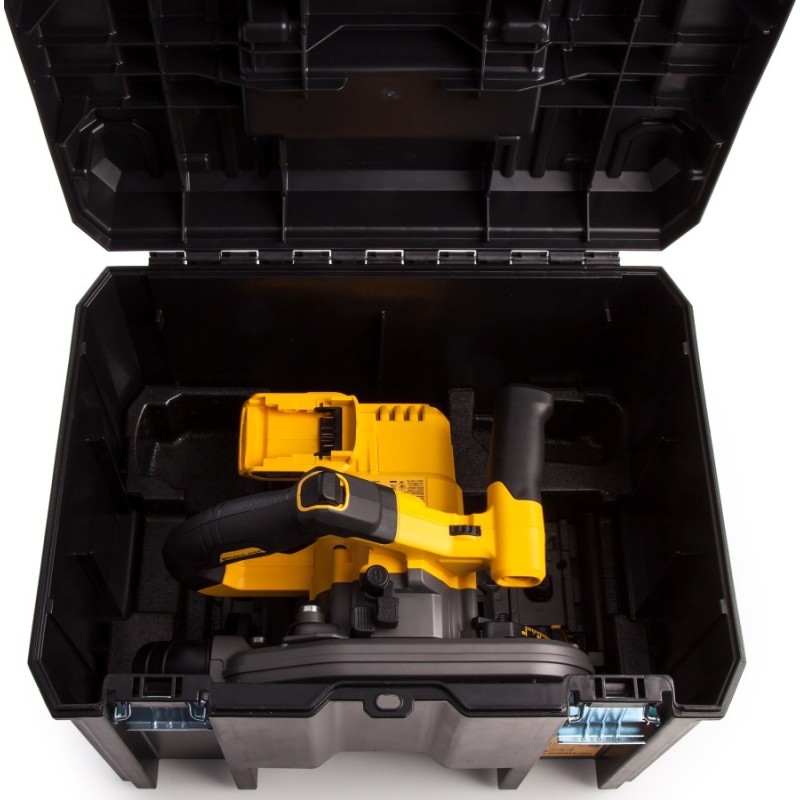 Пила дисковая аккумуляторная DeWALT DCS520NT