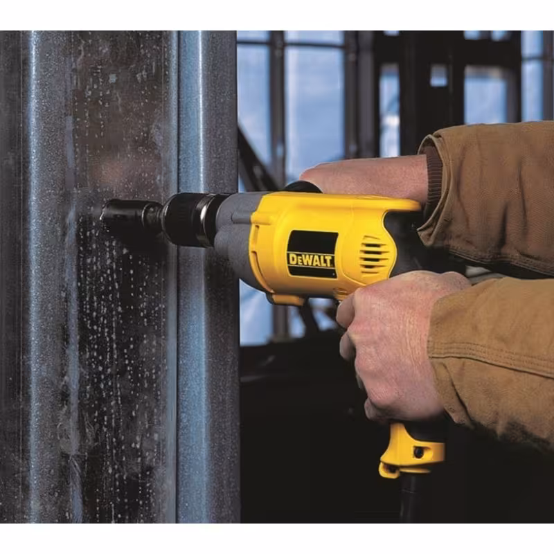 Дрель безударная сетевая DeWALT DW236I