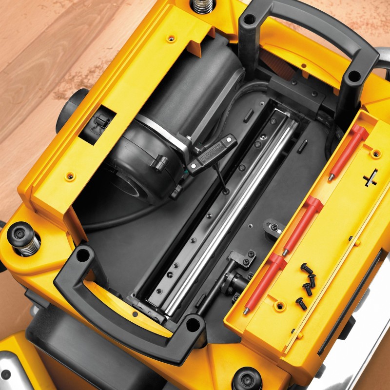 Станок рейсмусовый DeWALT DW735