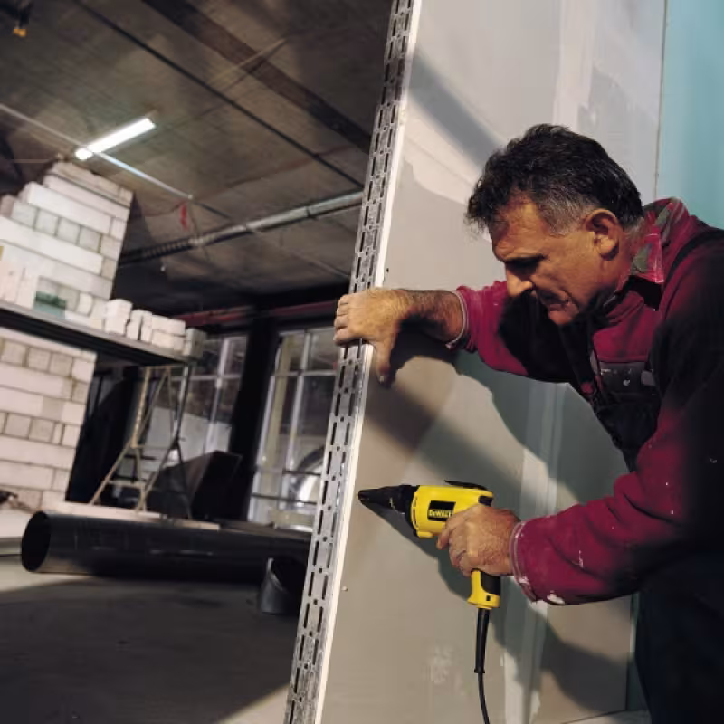 Дрель-шуруповерт для самонарезных шурупов безударная сетевая DeWALT DW269K