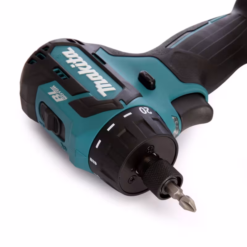 Дрель-шуруповерт аккумуляторная Makita CXT DF032DWAE