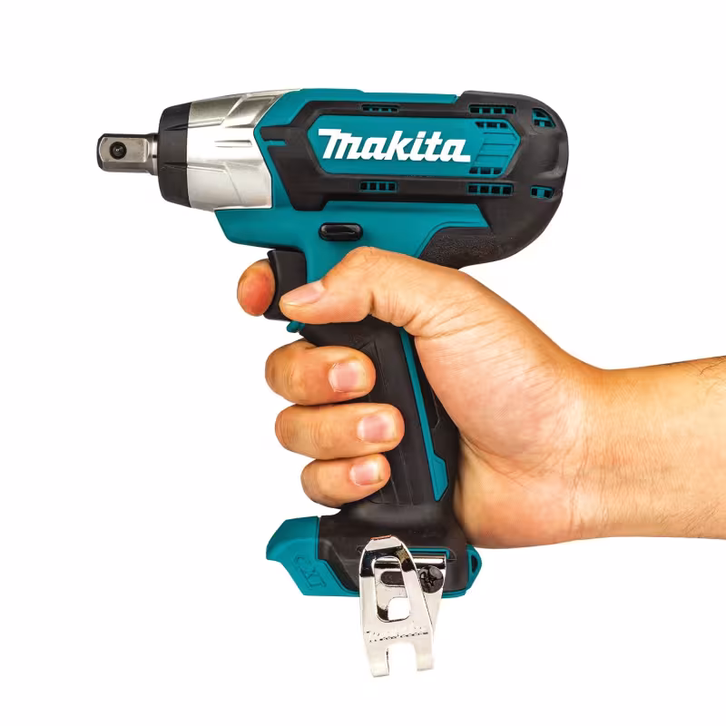 Гайковерт аккумуляторный ударный Makita TW141DWAE