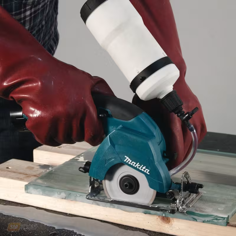 Пила дисковая аккумуляторная Makita CXT CC301DWAE