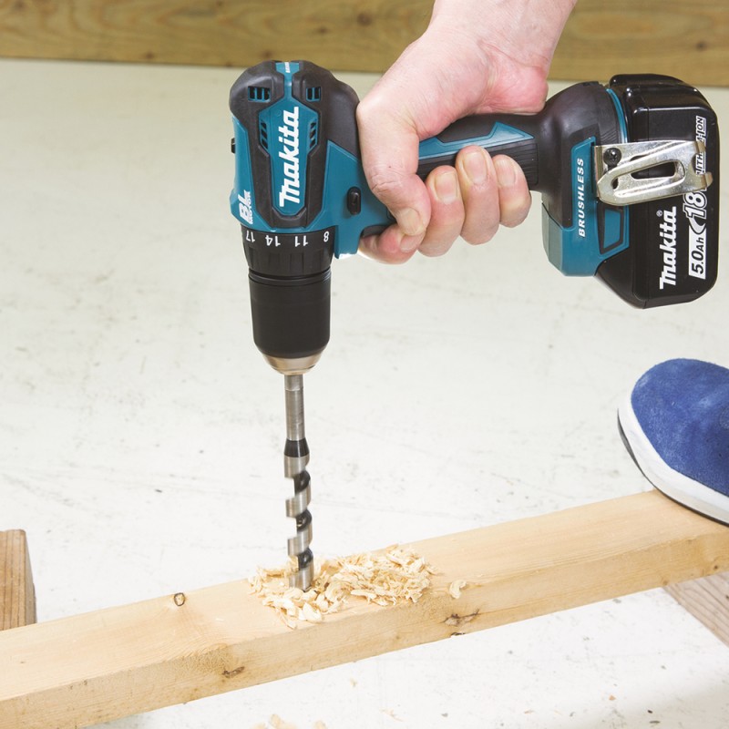 Дрель-шуруповерт аккумуляторная Makita LXT DDF483Z