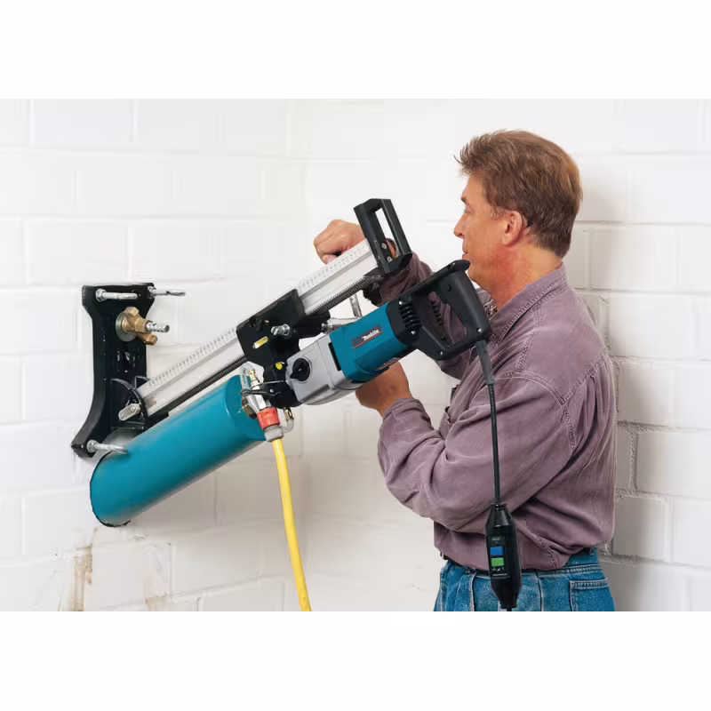 Дрель алмазного сверления Makita DBM131