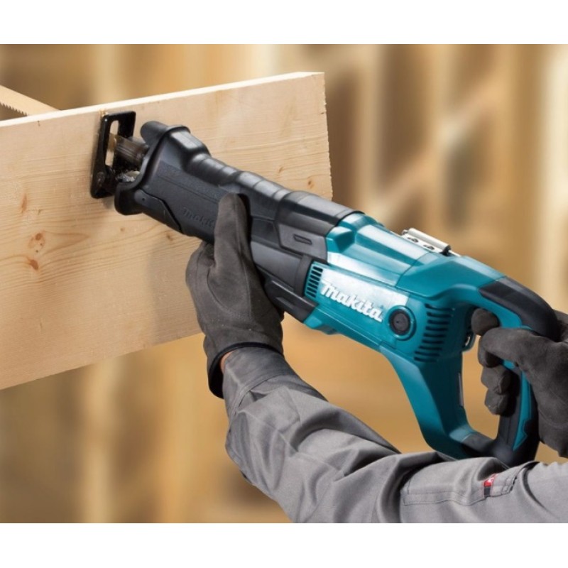 Пила сабельная сетевая Makita JR3061T 