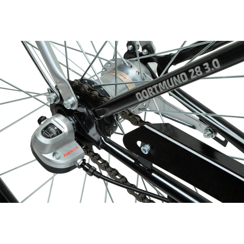 Велосипед 28 FORWARD DORTMUND 3.0 (28", 3 скорости, рост 19"), черный/серебристый