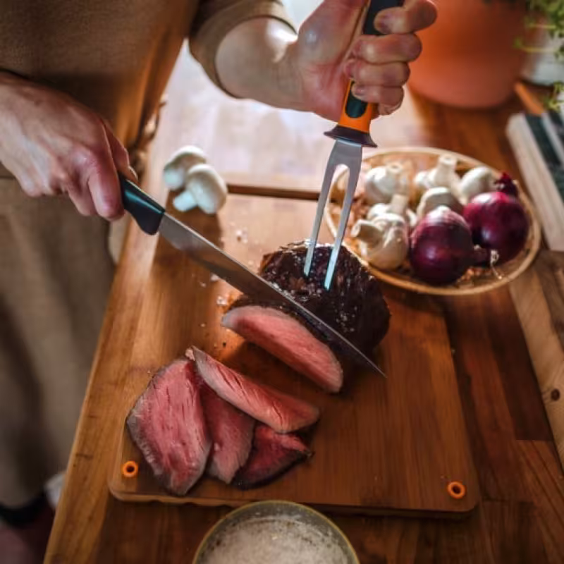 Нож для мяса Fiskars FF 1057539 