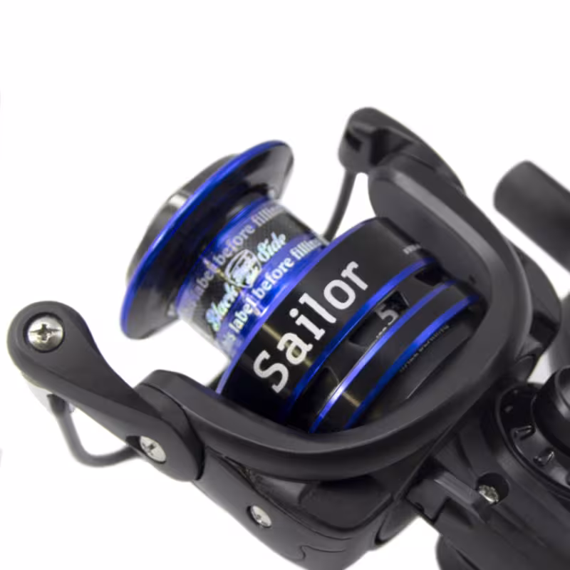 Катушка безынерционная Black Side Sailor 3000RD 