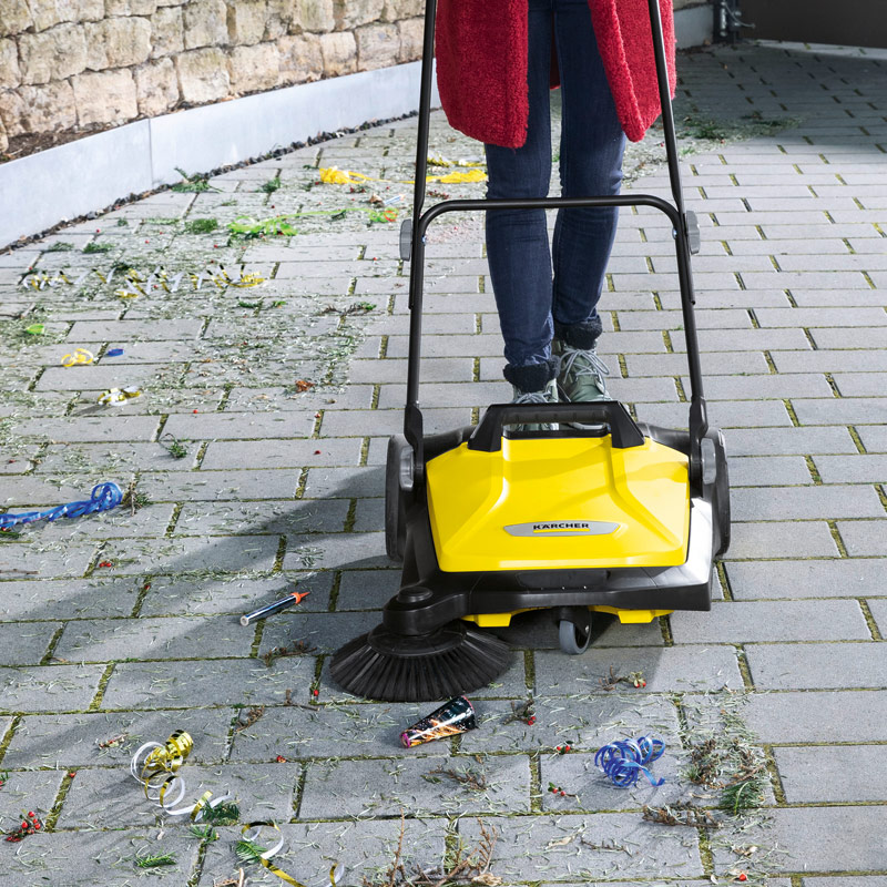 Машина подметальная механическая Karcher S 4