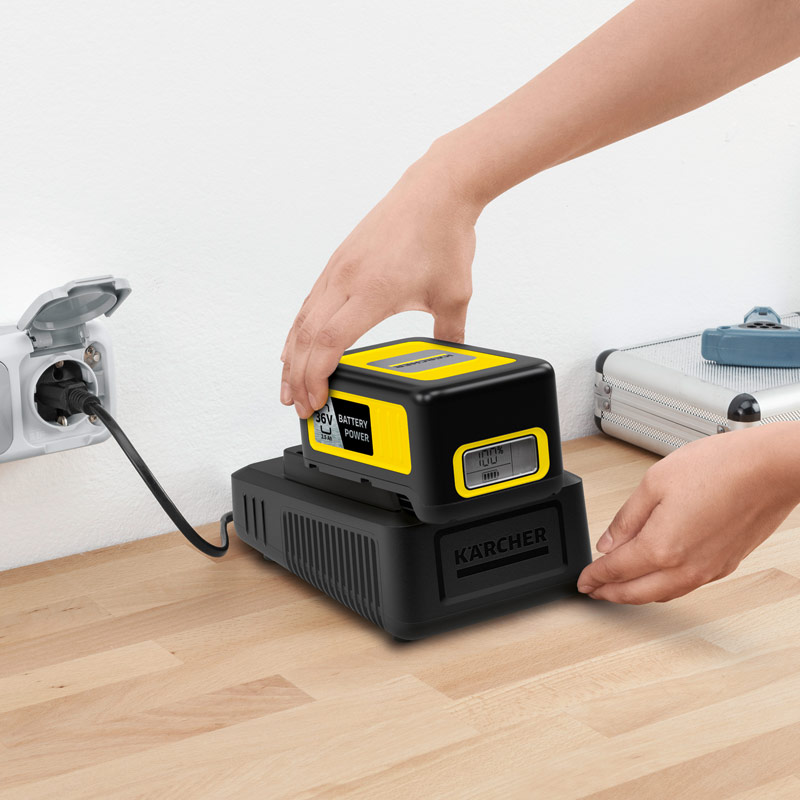 Комплект из аккумулятора и зарядного устройства Karcher Battery Power 36/25 (Li-Ion, 36В, 2,5Ач)