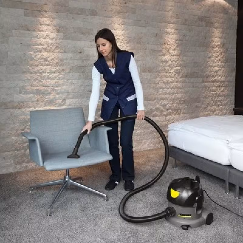 Пылесос Karcher T 8/1 Classic